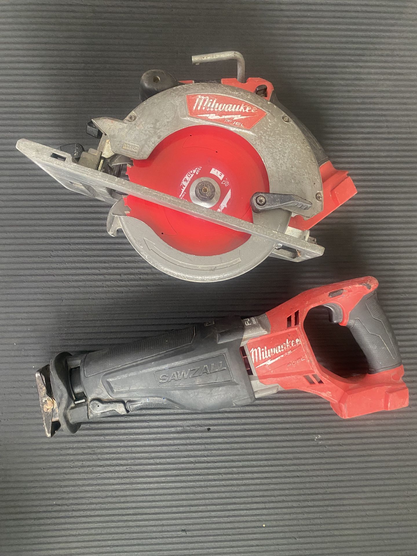 Milwaukee SAWZALI® REDEROCATING SAW / Milwaukee® 6-1/2" (165 mm) CIRCULAR SAW