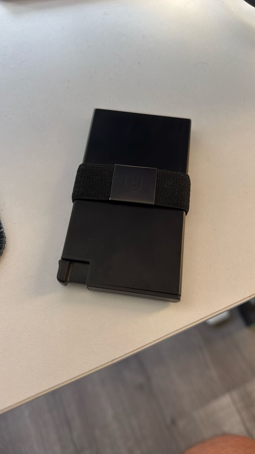 Ekster Card Wallet