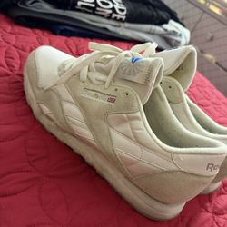 Reebok classic nylon size 12