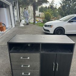 Metal dresser and drawer