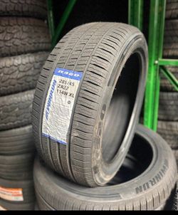 285/45R22 Winrun Set Of 4 New Tires