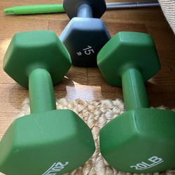 Iron Neoprene Dumbbells 15/20lbs, Bosu Ball, Yoga Mat, Boxing Gloves And jump rope removable weights