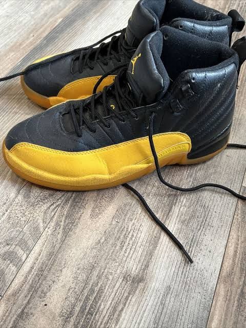 Jordan 12 University Gold
