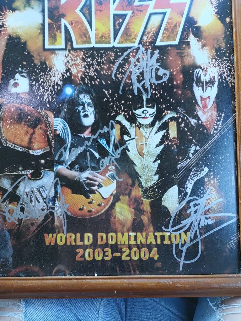 Autographed Kiss Picture