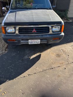 1995 Mitsubishi Mighty Max Pickup