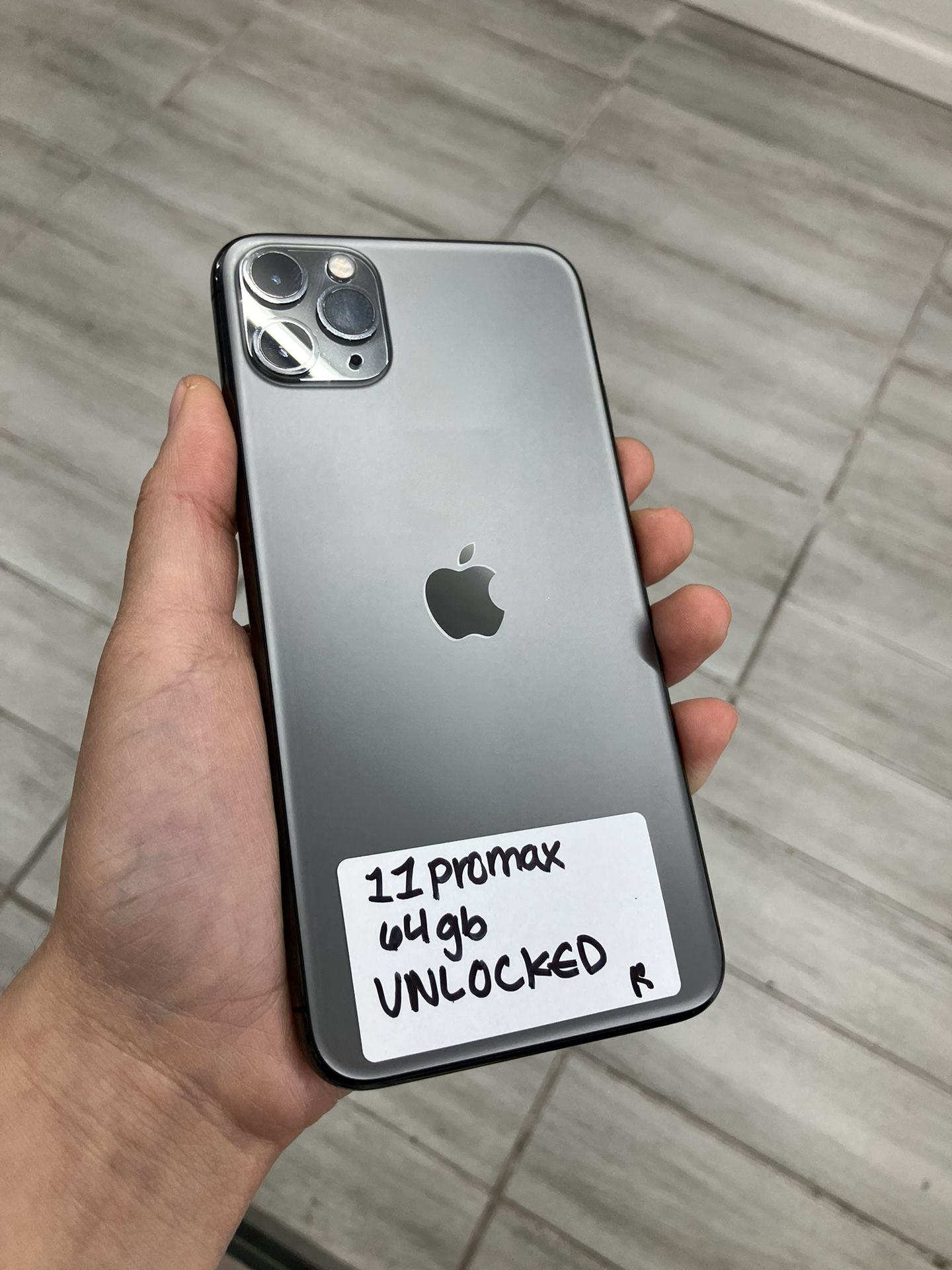 Like New iPhone 11 Pro Max, Unlocked, Cash Or $50 Down