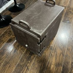 Cambro Food Transport