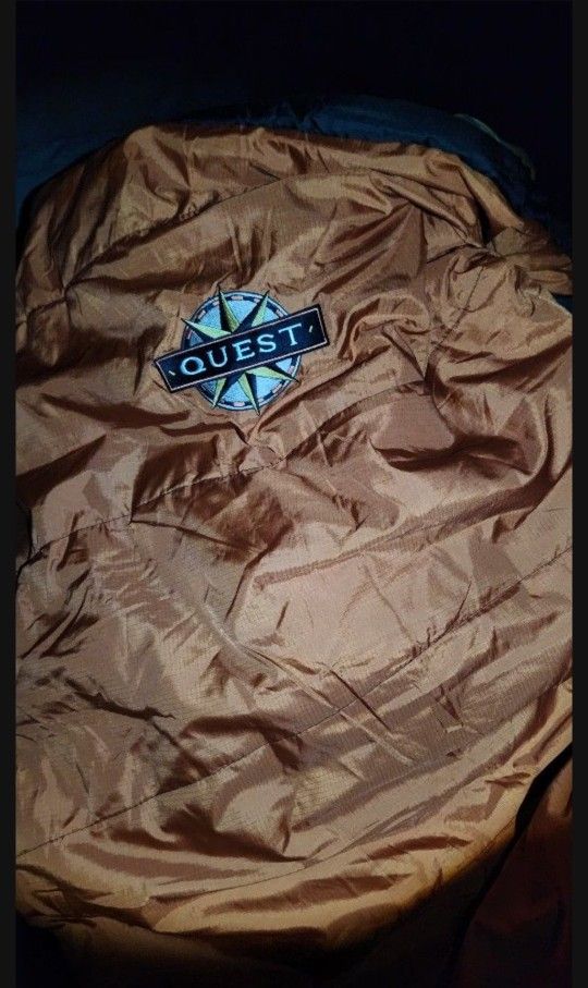NEW QUEST MUMMY SLEEPING BAG