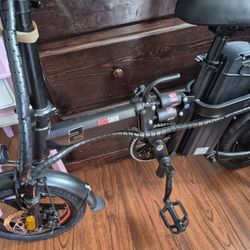 Bike. New. 26mh  Electric. Con. Alarma  Y. Control  Y. Direcciónales 
