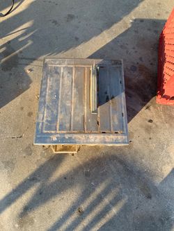 Tile cutter