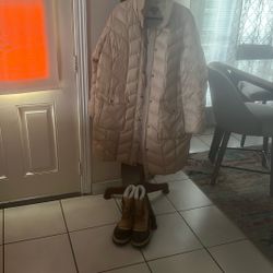 Ladies Size 2X Snow Coat & SOREL Snow & W/P Rain Boots Sz 11