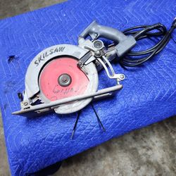 Skills away 7.  1/4 In. Worm Drive