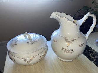 ceramic pitcher with bread bowl