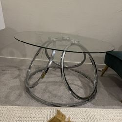 Glass coffee table (32” )