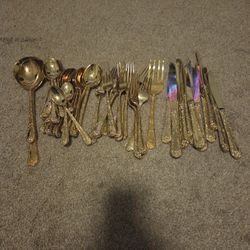 VINTAGE William Rogers and Sons Flatware Silverware GOLD PLATED Boxed 50 PCS Set