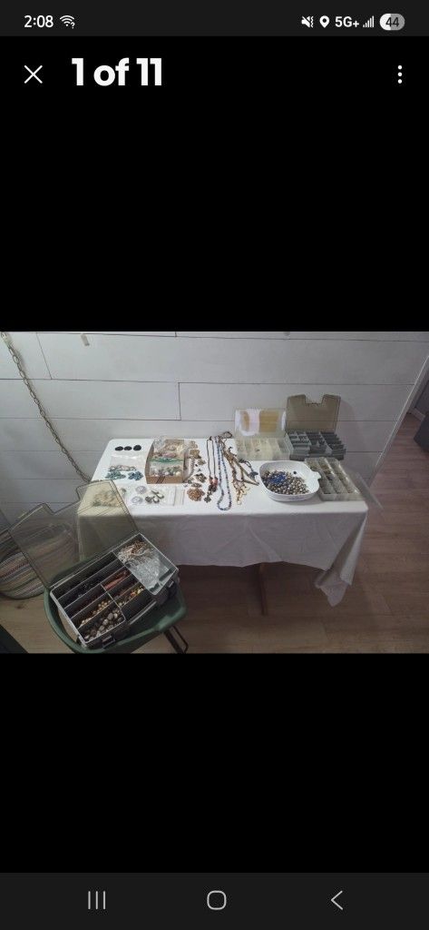 Antique Silver Large Beads And Necklace Jewelry Jewelry Making 750 Silver
200$ for everything
From estate
100$
Pick up Mesa Higley and University