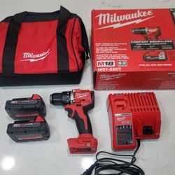 Milwaukee
M18 18V Lithium-Ion Brushless Cordless 1/2 in. Compact Drill/Driver Kit with Two 2.0 Ah Batteries, Charger and Case