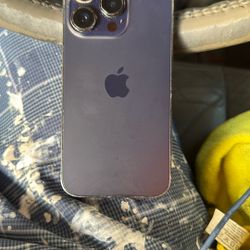 iPhone 14 