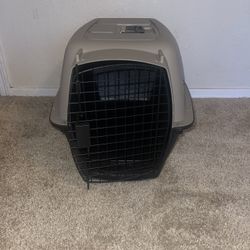 Small Vari  Pet 24 Inch Traveling Kennel 10-20lbs 