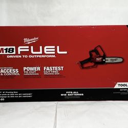 Milwaukee M18 Pruning Saw 
