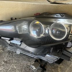 2015-2016 Lexus Headlight
