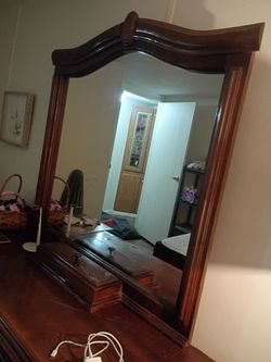 Dresser $40
