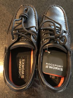Women’s steel toe shoes