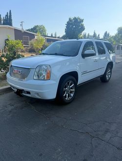 2009 GMC Denali Yukon AWD