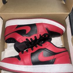 Air Jordan 1 Low Black/Red/Reverse Bred
