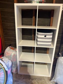 White shelf’s