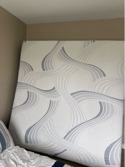 King size mattress almost new I got for $
