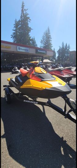 2022 seadoo spark 90ho 2up w/ Ibr