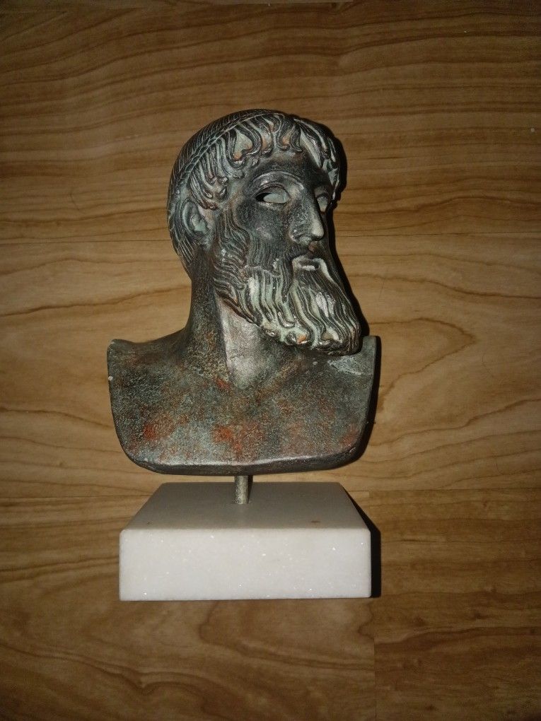 Statue