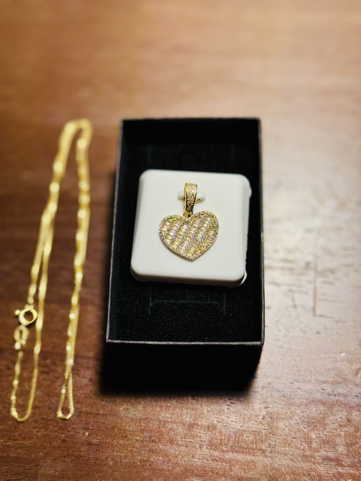 2 ct Moissanite heart pendant 18k Gold over 925 (Vermeil) + 18" chain