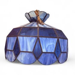 Vintage Tiffany Style Blue Two Toned Stained Glass Pendant Lamp. 🦋