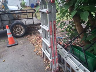 17 ft Extendable Ladder