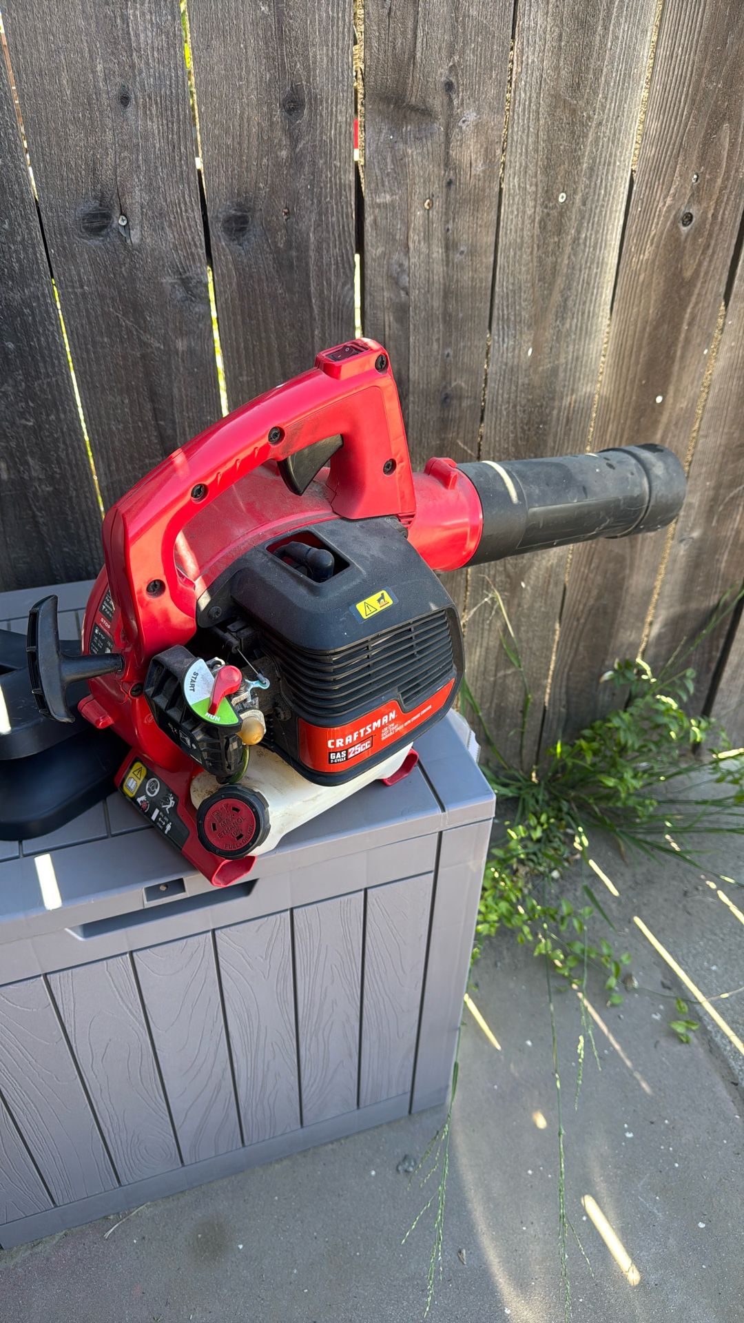 CRAFTSMAN LEAF BLOWER -