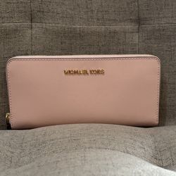 Michael Kors's Wallet