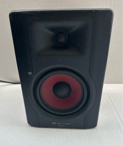 M-Audio BX5 D3 Powered Monitor one Speaker - Black - Working Perfectly