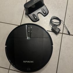 Ropvanic A1 Self-Charging Robot Vacuum Cleaner