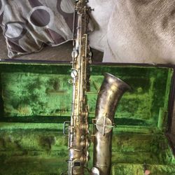 Buescher true tone saxophone