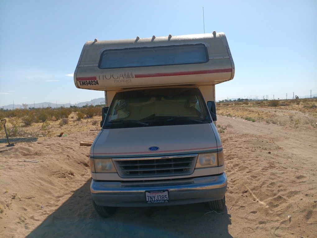 Rv 28 Feet 1993 Ford 350 With 38000 Millss