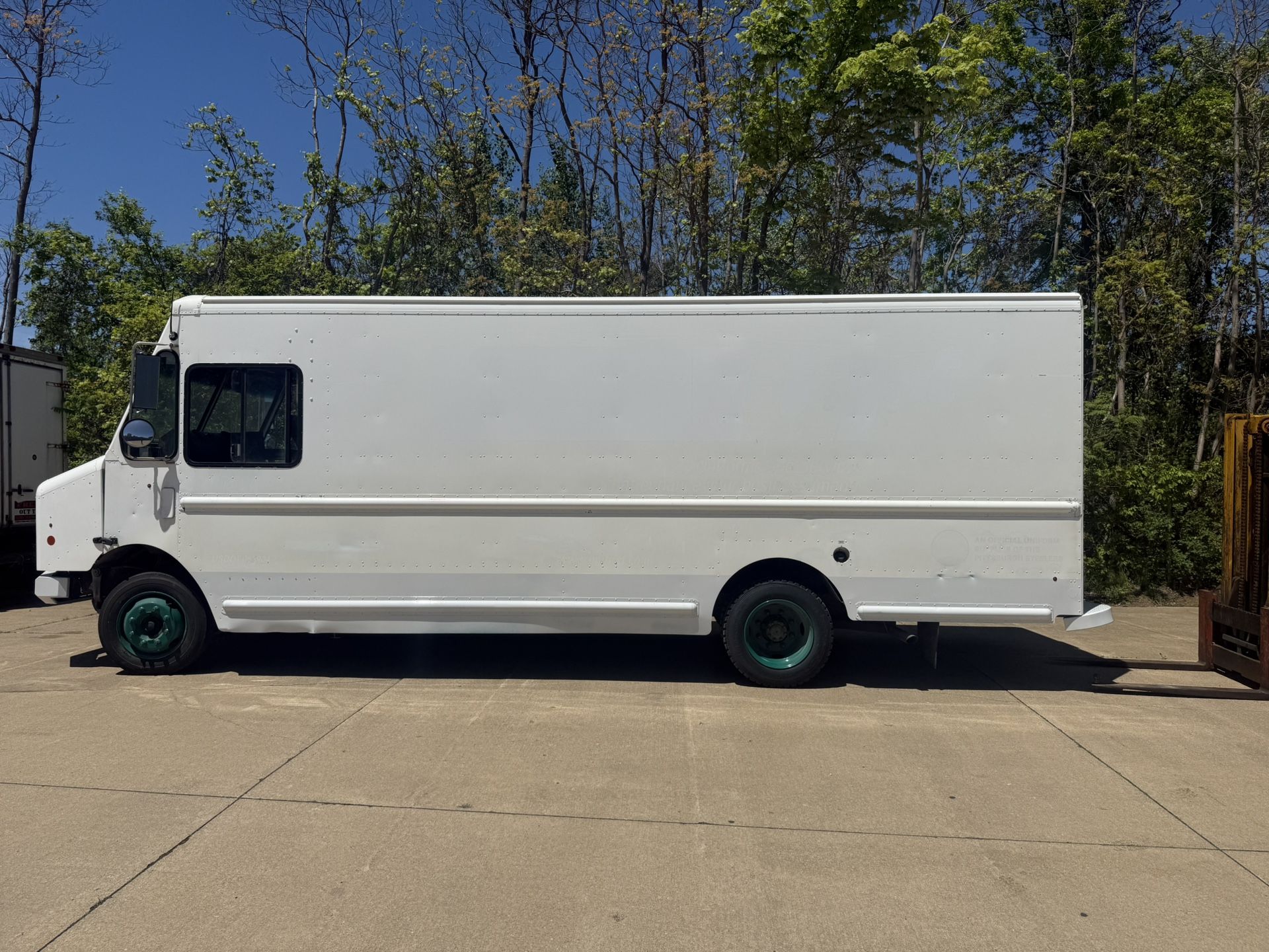 2012 Workhorse W42
