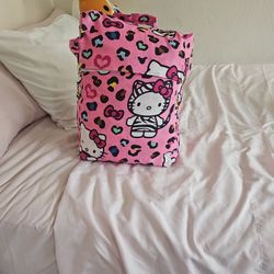 Hello Kitty Comforter Set