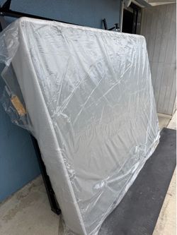 FREE. Kitchen table and new mattress box