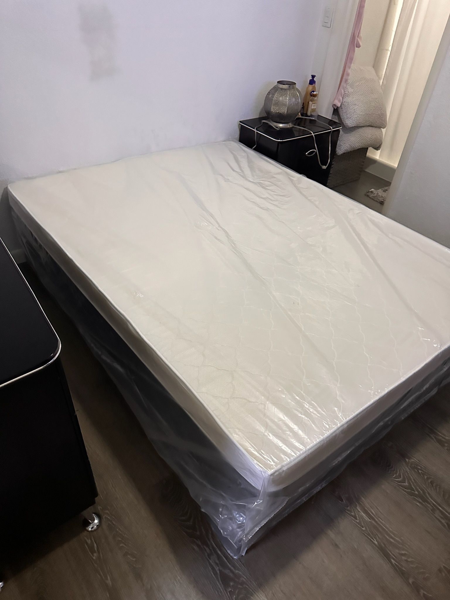 .Queen pillow top 12” set Matrress and Box spring🛌🔝 .