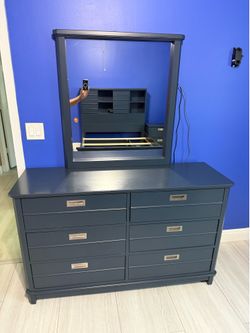 Bedroom set