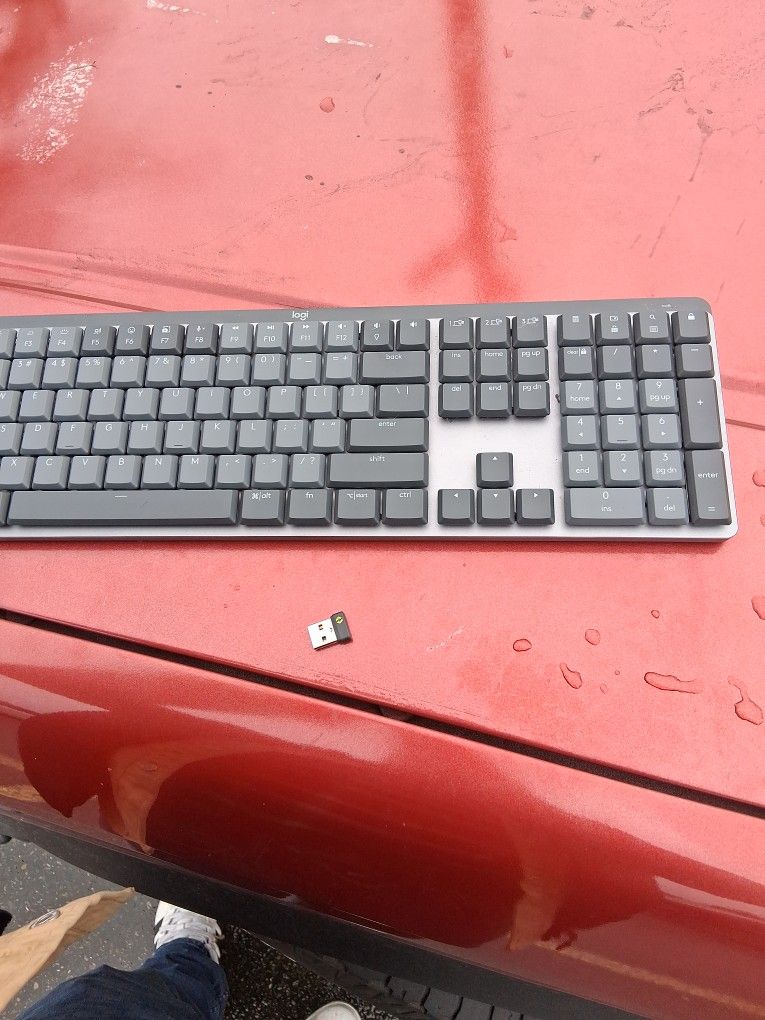 Logitech MX Mechanical Wireless Keyboard 