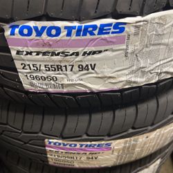 215/55/17 Toyo Extensa HP2