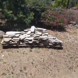 Sandstone Pallet of blue/gray/brown flagstone hardscape